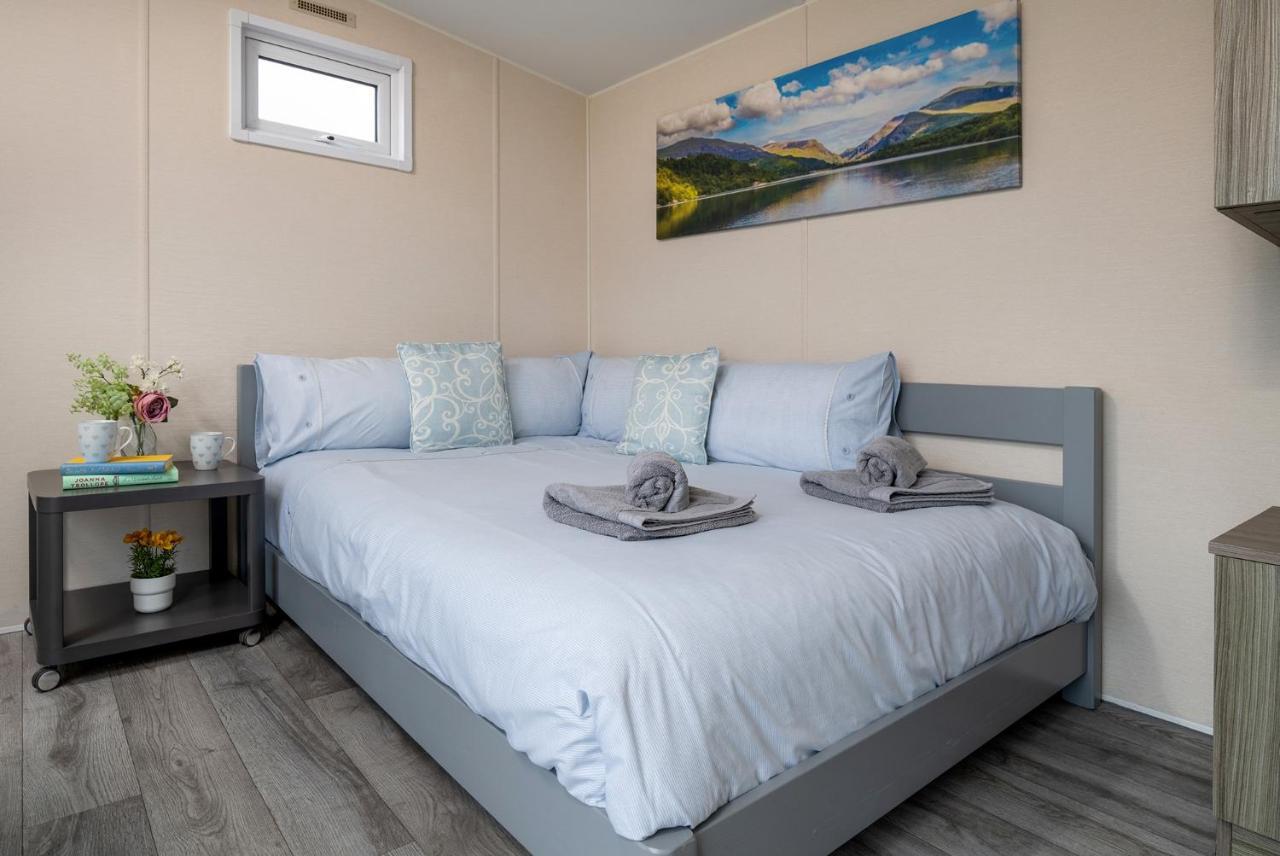 Waenfechan Glamping With Hot Tubs Colwyn Bay Exteriér fotografie